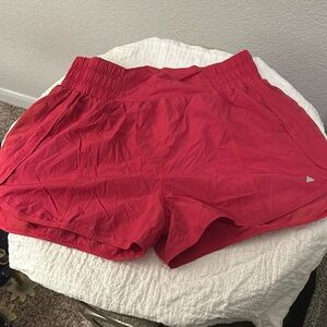 Breeze shorts from Balance Athletica